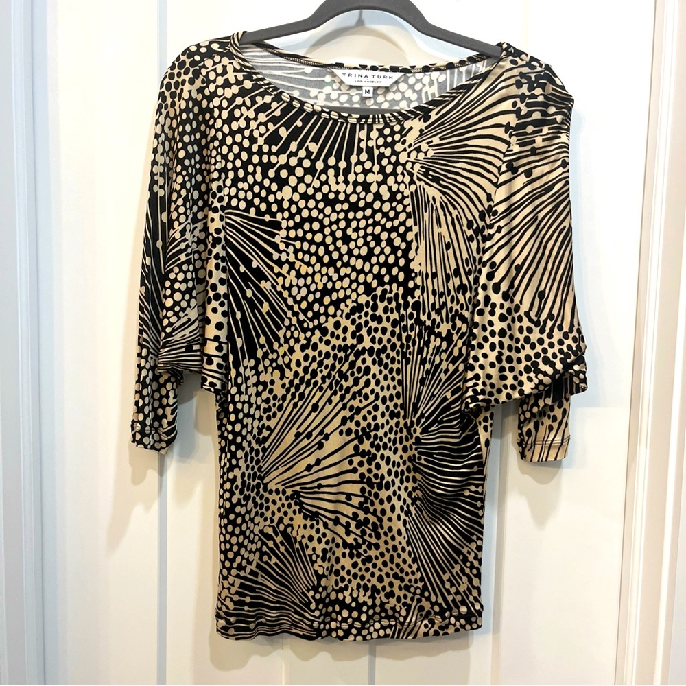 Trina Turk Women’s Dolman Sleeve Black Cream Abstract Top Blouse Size Medium